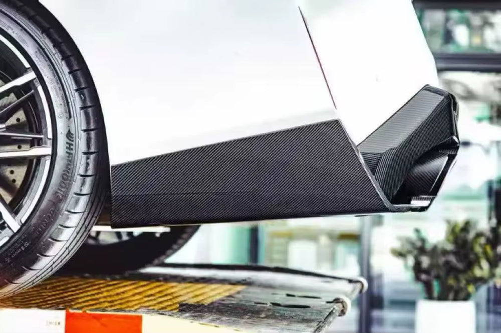 Mp Style Dry Carbon Fiber Body Kit for BMW M5 G90 2024+ Front Lip Skirt Rear Diffuser Spoiler