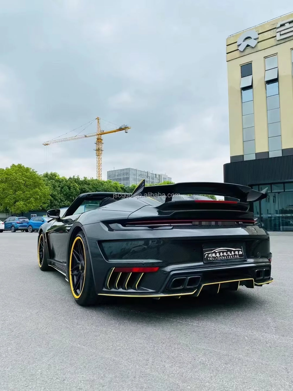 Carbon Fiber Body Kit Auto Part for Porsche 911 992 Top Style Front Bumper Carbon Fiber