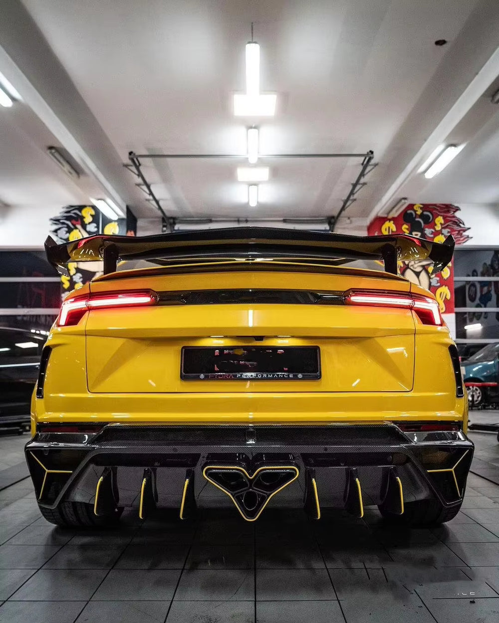 Factory Price Car Wide-Body Hoods Kit for Lamborghini Urus 2018-2025 Conversion Front Bumper Fender Side Skirt Rear Spoiler