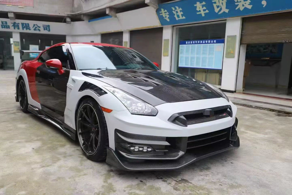 Upgrade Top Secret Style Carbon Fiber Body Kit for Nissan GTR R35 2024 Front Rear Bumper Spoiler Engine Cover Side Skirts
