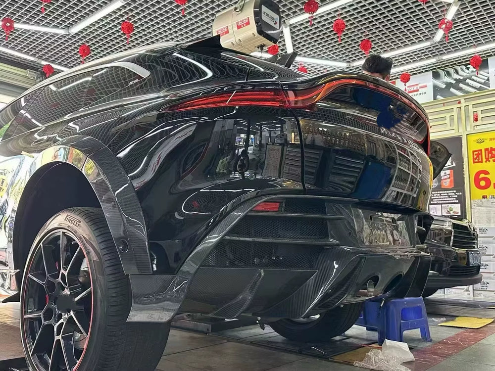 Dry Carbon Fiber Body Kit for Aston Martin DBX SUV MSY Style Wide Bodykit Car Bumper Exhaust Rear Wing