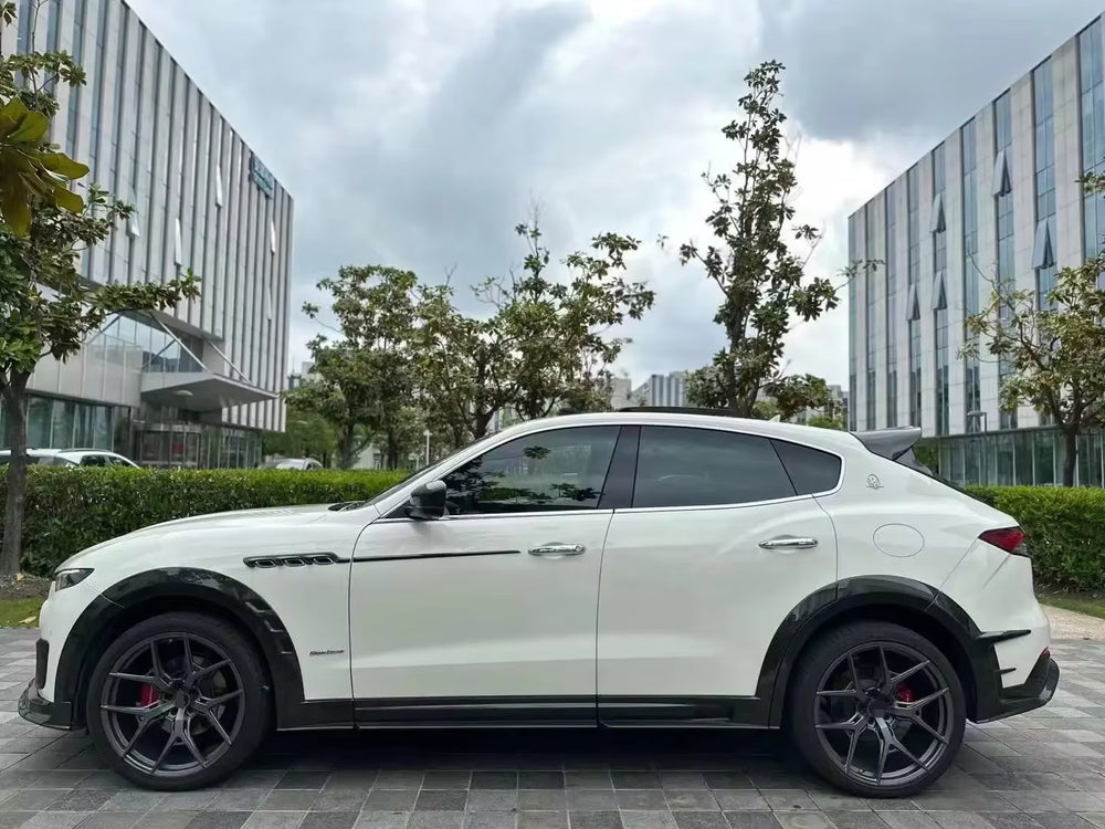 Dry Carbon Fiber Lip Side Skirt Rear Diffuser Rear Spoiler for Maserati Levante 2016-2018 Msy Style Body Kit