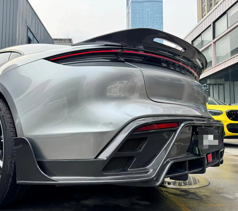 Cms Style Body Kit for Porsche Taycan 4S Carbon Fiber Rear Diffuser Spoiler Body Kit