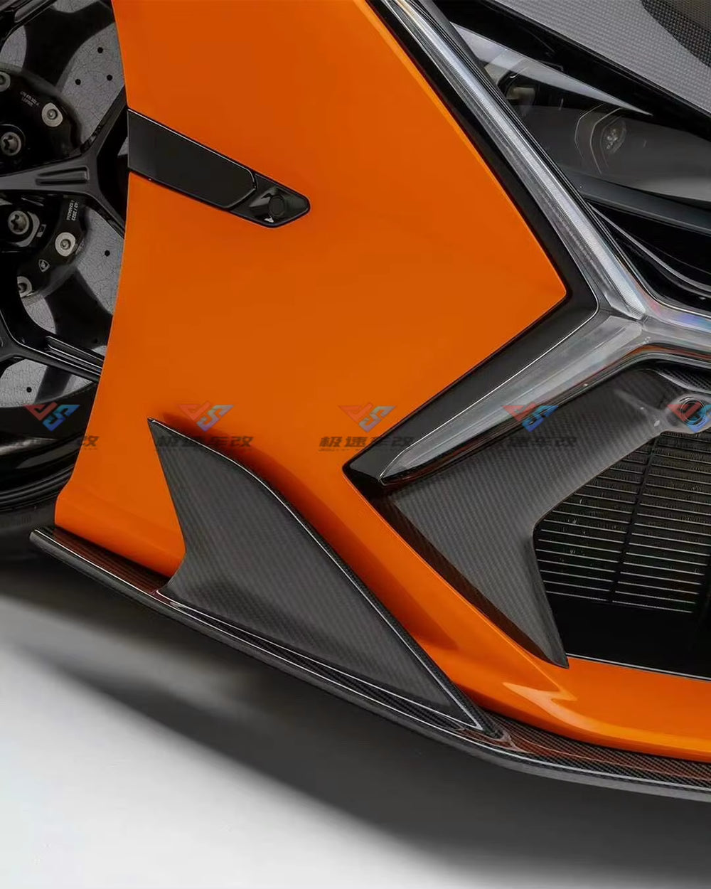 Dry Carbon Fiber for Lamborghini Revuelto Vors Style Body Kit New Condition Front Lip Rear Diffuser Spoiler Hood