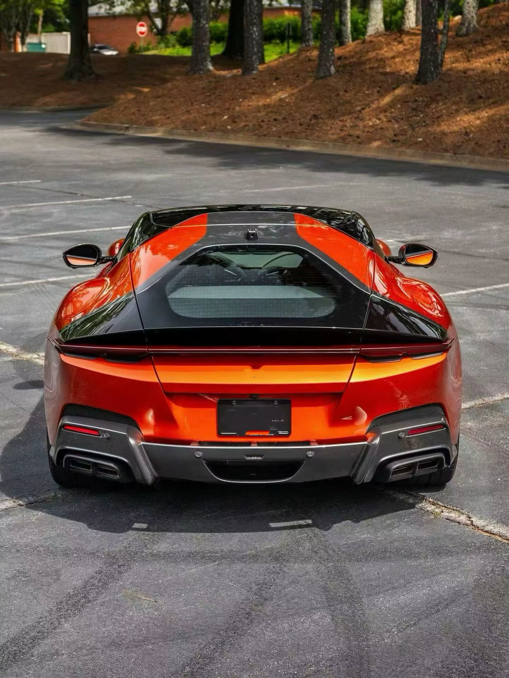 OEM Style Dry Carbon Fiber Body Kit for Ferrari 12Cilindri Front Lip Side Skirts Rear Diffuser Spoiler