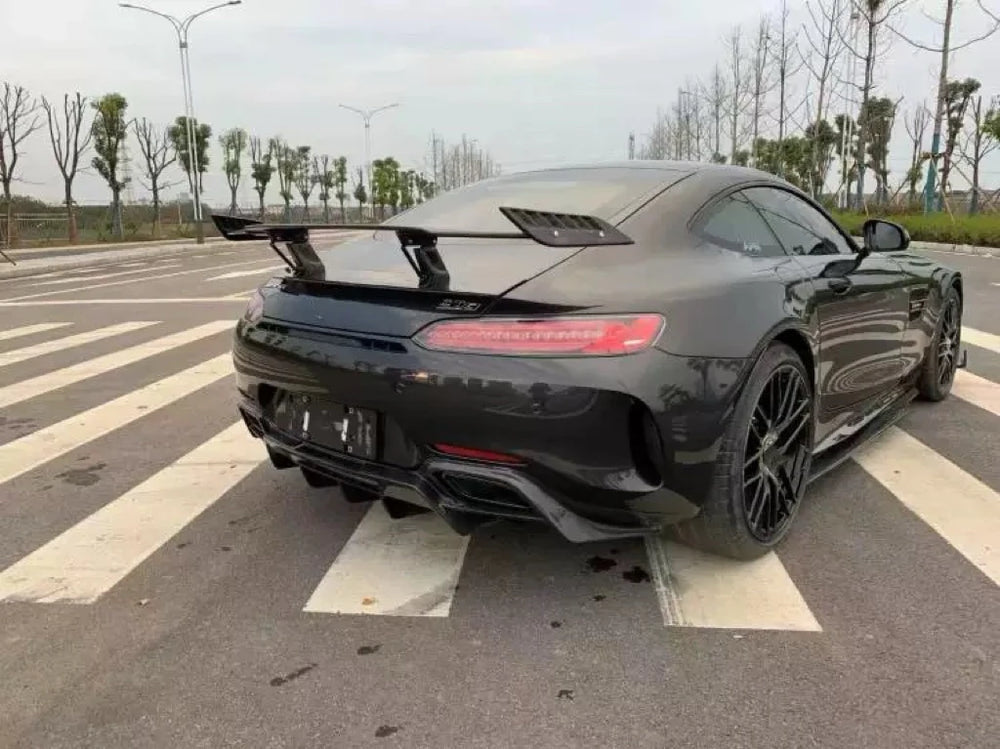 Karosserie-Kit aus Carbon für Mercedes-AMG GT