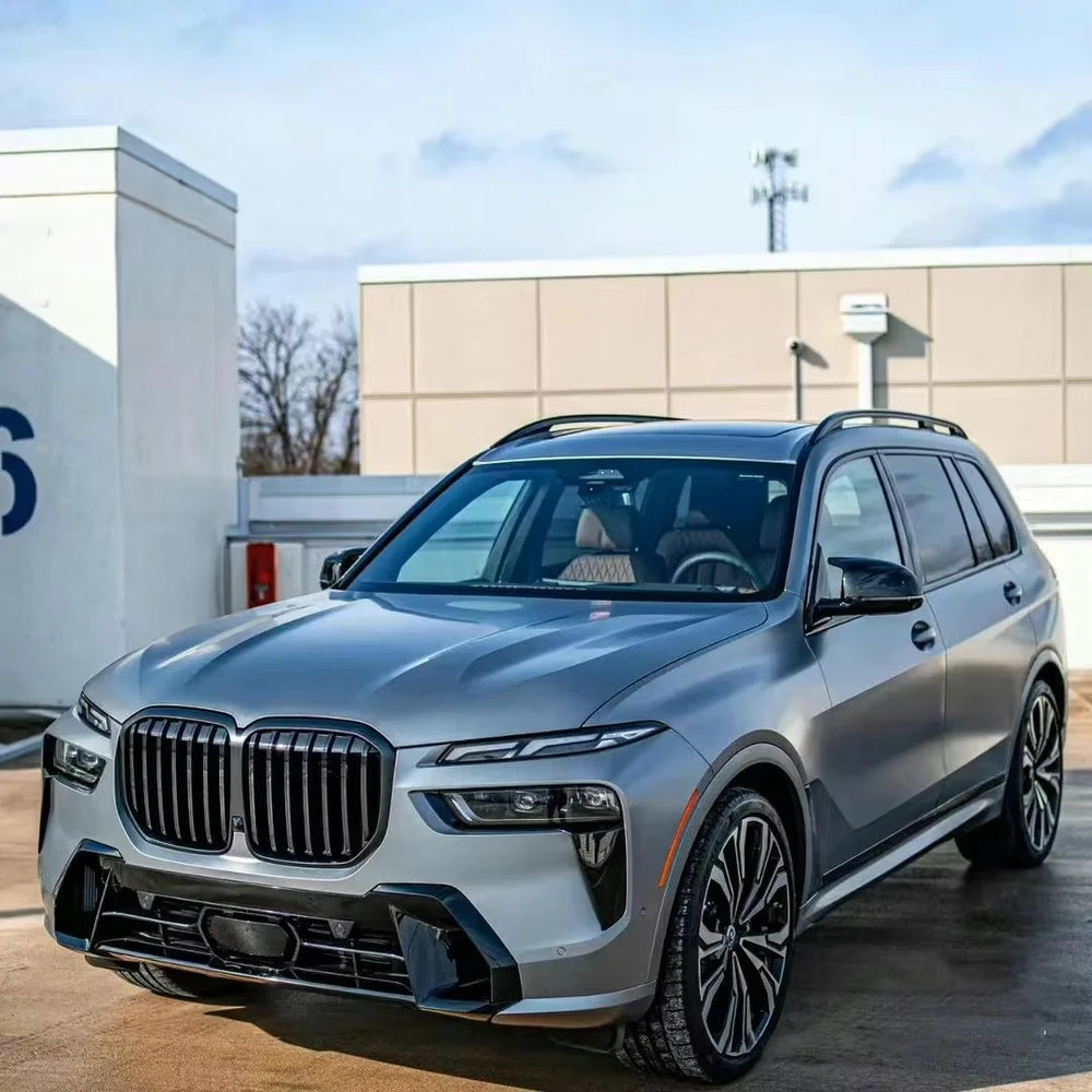 Umbausatz aus PP für die Umrüstung von BMW X7 G07 2019-2022 auf das Erscheinungsbild von LCI Sport 2024