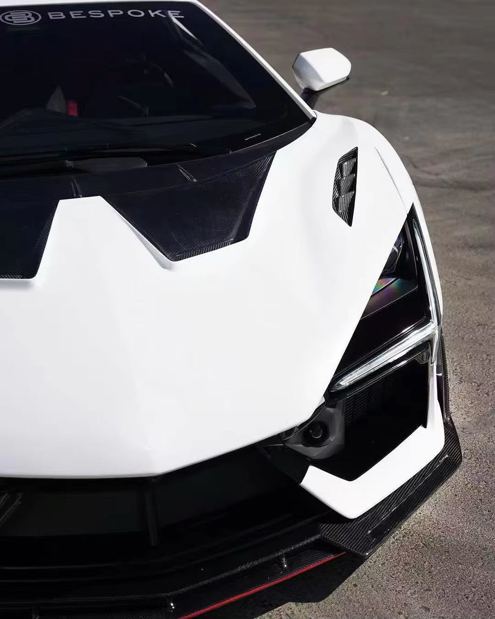 New Upgrade DK Style Dry Carbon Fiber Body Kit for Lamborghini Revuelto Front Lip Side Skirt Rear Diffuser Spoiler Hood Bodykit