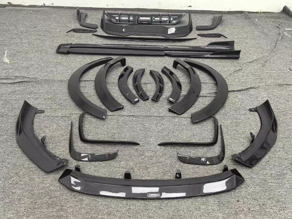 AT Style Carbon Fiber Body Kit for Lexus RX 500H 2023 Carbon Fiber Wide-Body Wheel Front Lip Side Skirt Rear Diffuser Spoiler