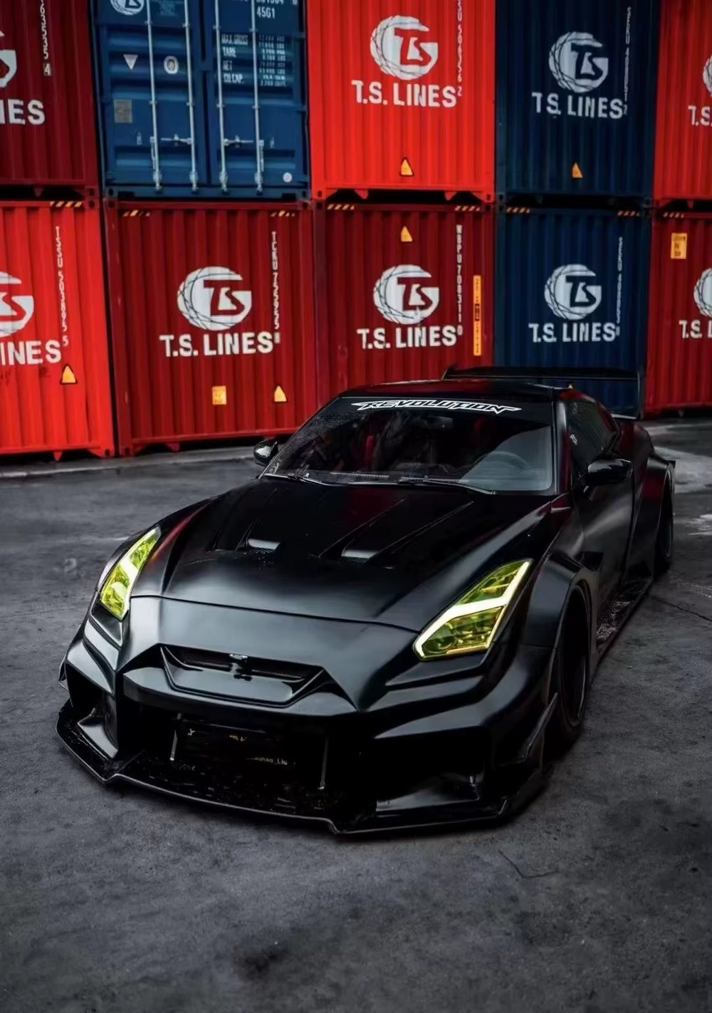 Wide Body Kit for Nissan GTR R35 Upgrade LB V3 Style Front Bumper Side Skirt Engine Hood Rear Bumper Spoiler
