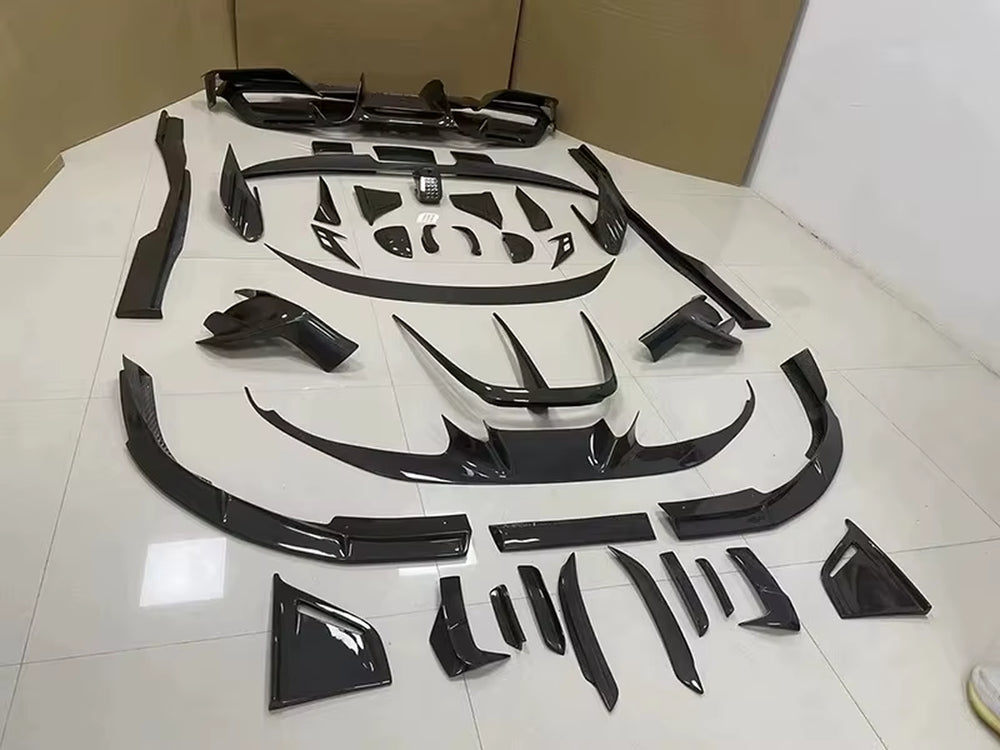 Msy Style Dry Carbon Fiber Body Kit for F8 Carbon Mirror Cover Side Fender Air Vent Rear Wing Rear Diffuser