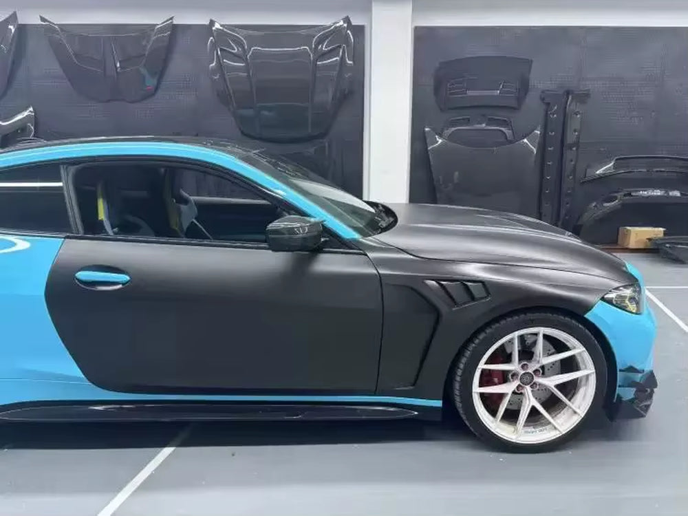High Quality Carbon Fiber Door Side Car Fenders for BMW M4 G82 Left and Right Body Kit